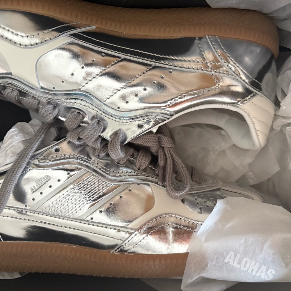ALOHAS Silver Women's Sneakers with Brown Sole - Picture 5 of 9